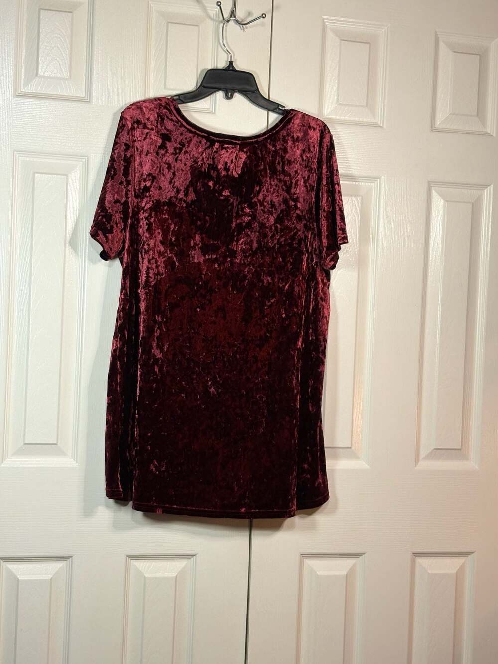 Spring + Mercer Bordeaux Crushed Velvet V-Neck Pocket Tee Size XL - Picture 7 of 7